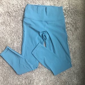 Lululemon Wonder Under leggings 7/8 length